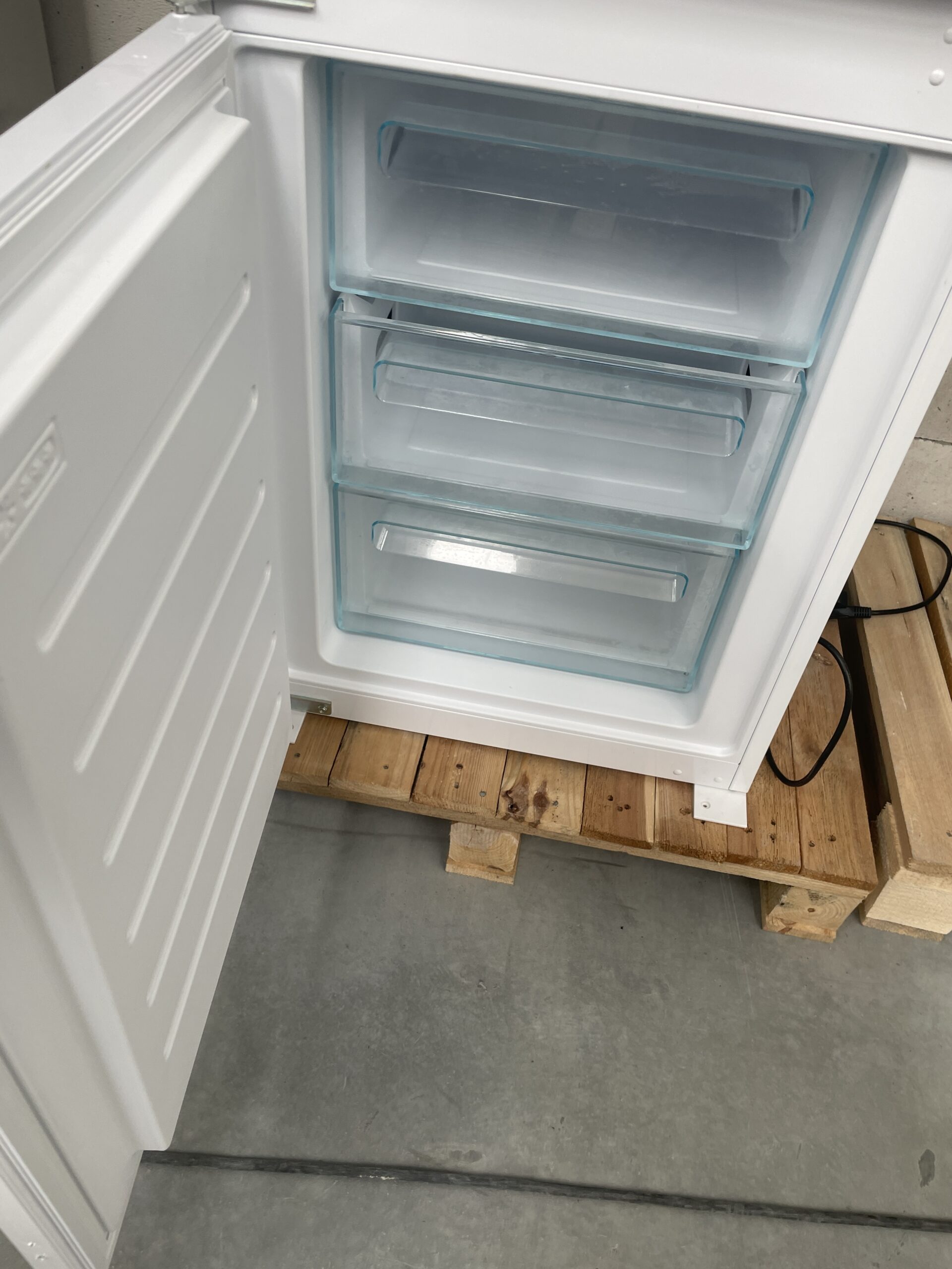 Lodówka CANDY CBL3518EVW - Image 4