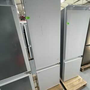 Lodówka SAMSUNG BRB30703EWW EF Cool Select+ Metal Cooling