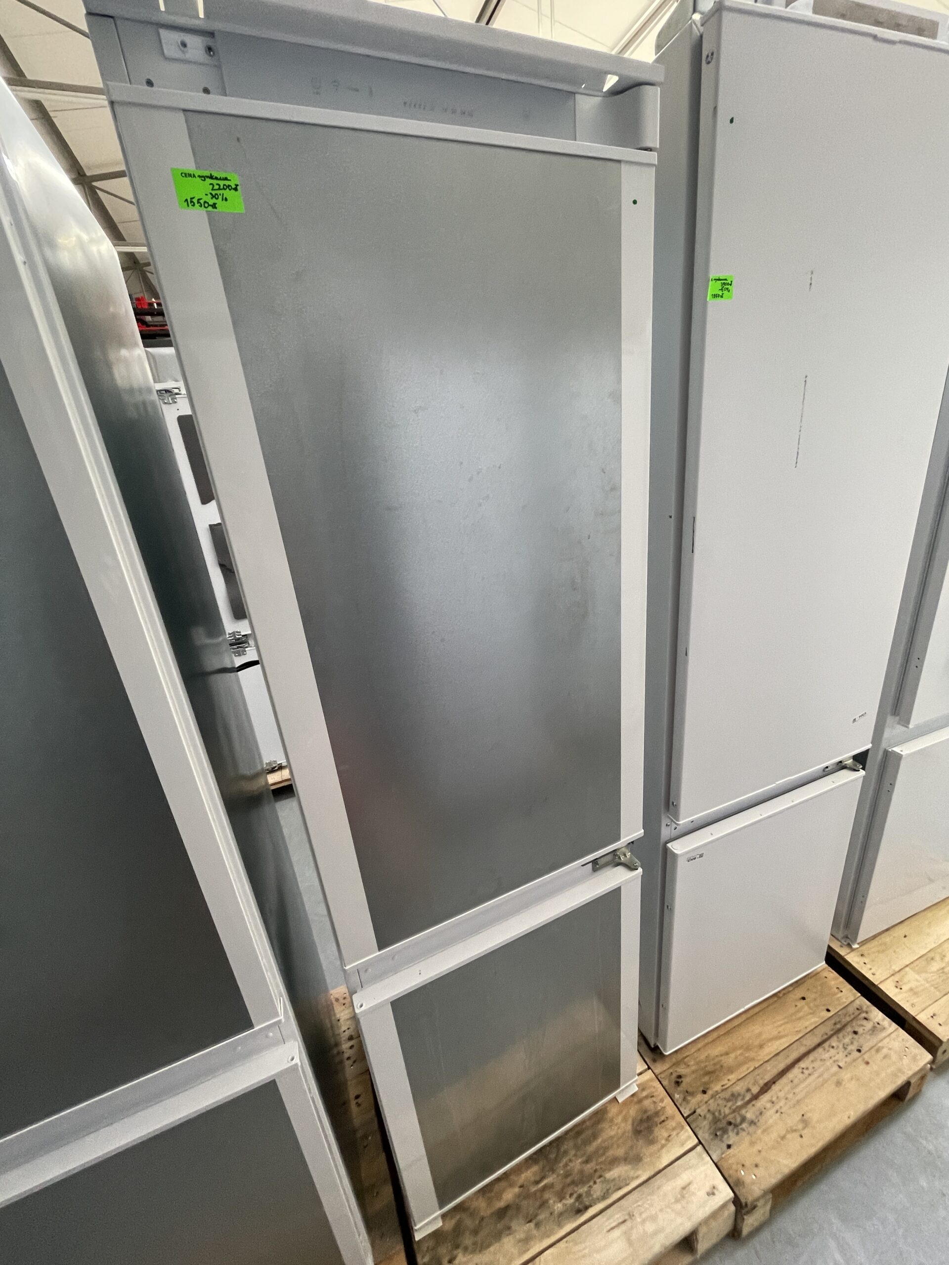 Lodówka CANDY CBT3518FW