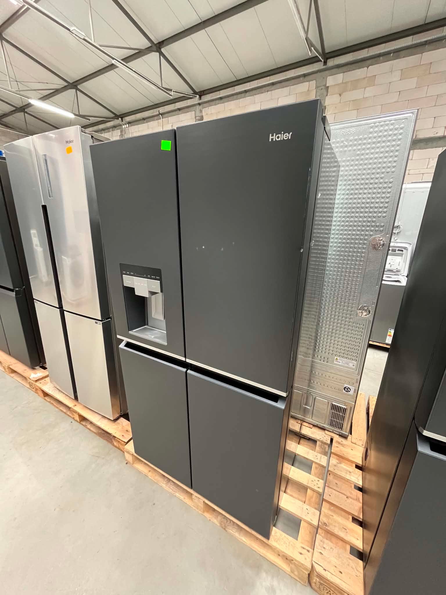 Lodówka Haier Cube Series 7 HCR7918EIMB 601L 38 dB Czarna Inox - obrazek 2