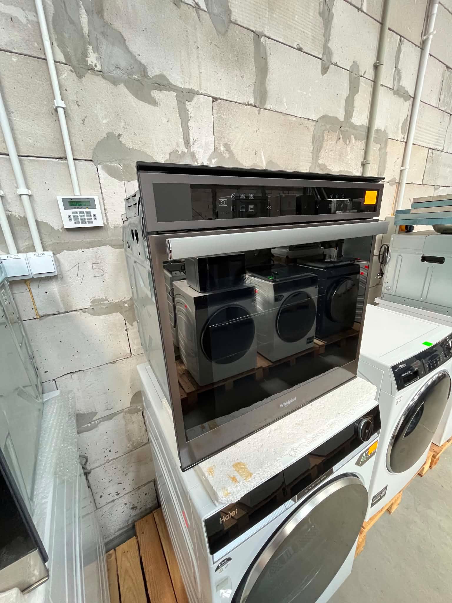 Piekarnik elektryczny Whirlpool W6 OM4 4S1 P BSS 73L Pyroliza - obrazek 4