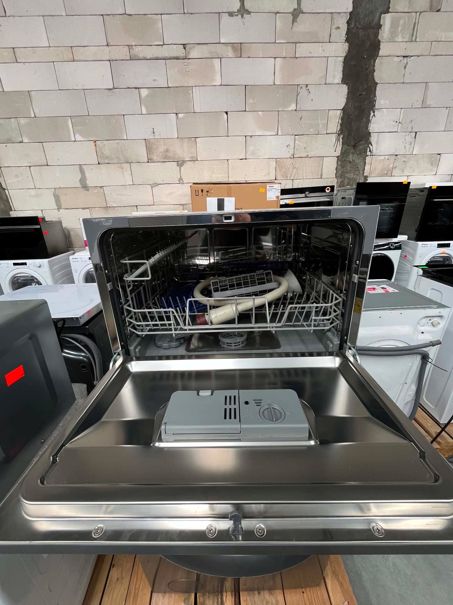 Zmywarka kompaktowa Candy CDCP 6S LED 6 kompletów 6.5l Srebrna 50cm - obrazek 3