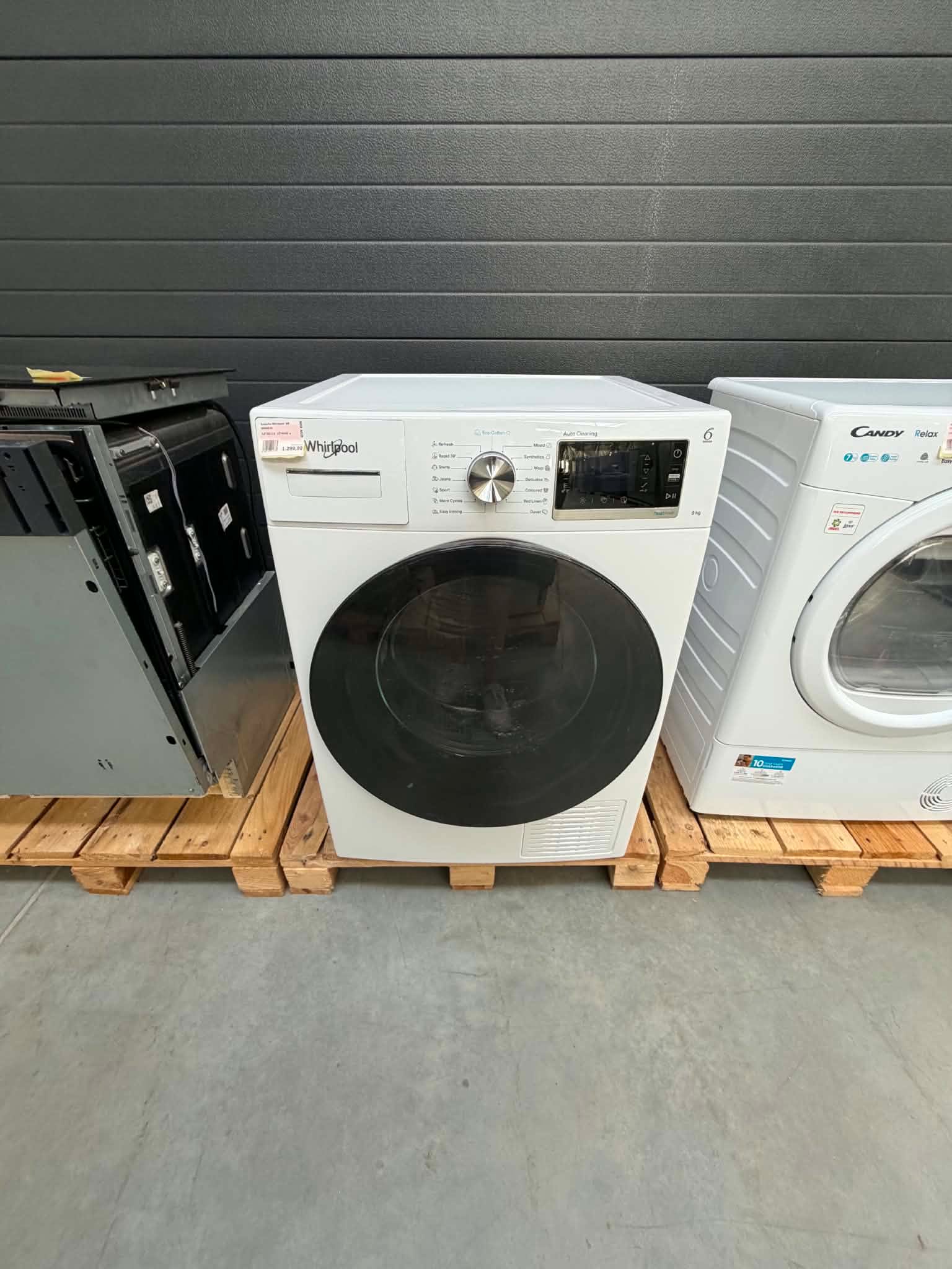 Suszarka kondensacyjna Whirlpool W6 D94WB EE Supreme Silence 62 dB biały - obrazek 2