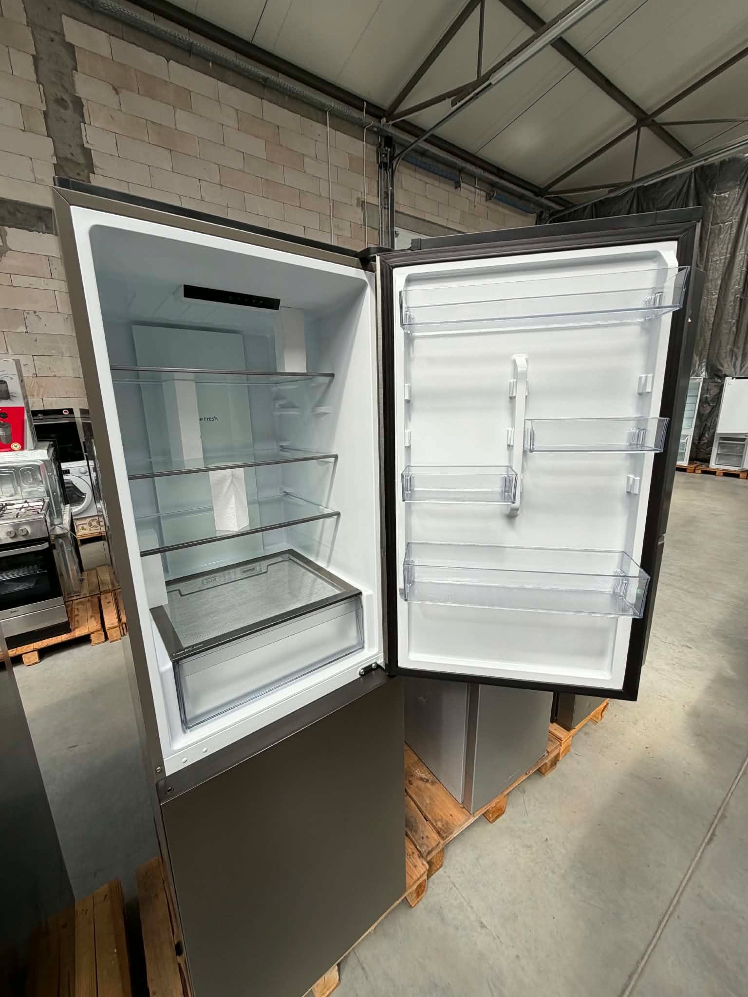 Lodówka Candy CNCQ2T618AX No Frost 185cm 35 dB Zdalne sterowanie Inox - obrazek 8