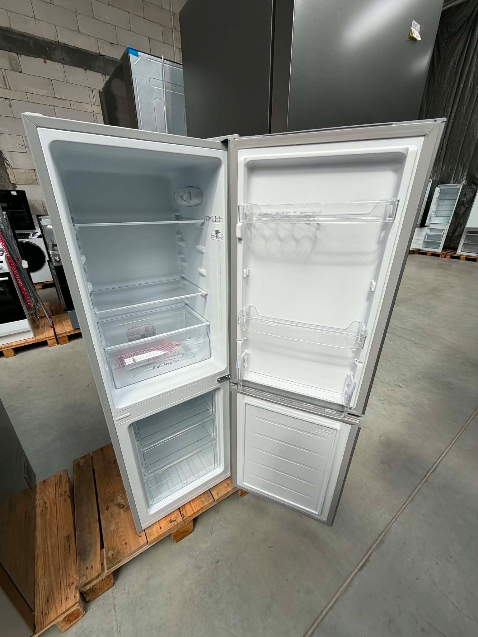 Lodówka Candy CCG1L314ES 157L 144 Cm 39 dB Srebrny - obrazek 6
