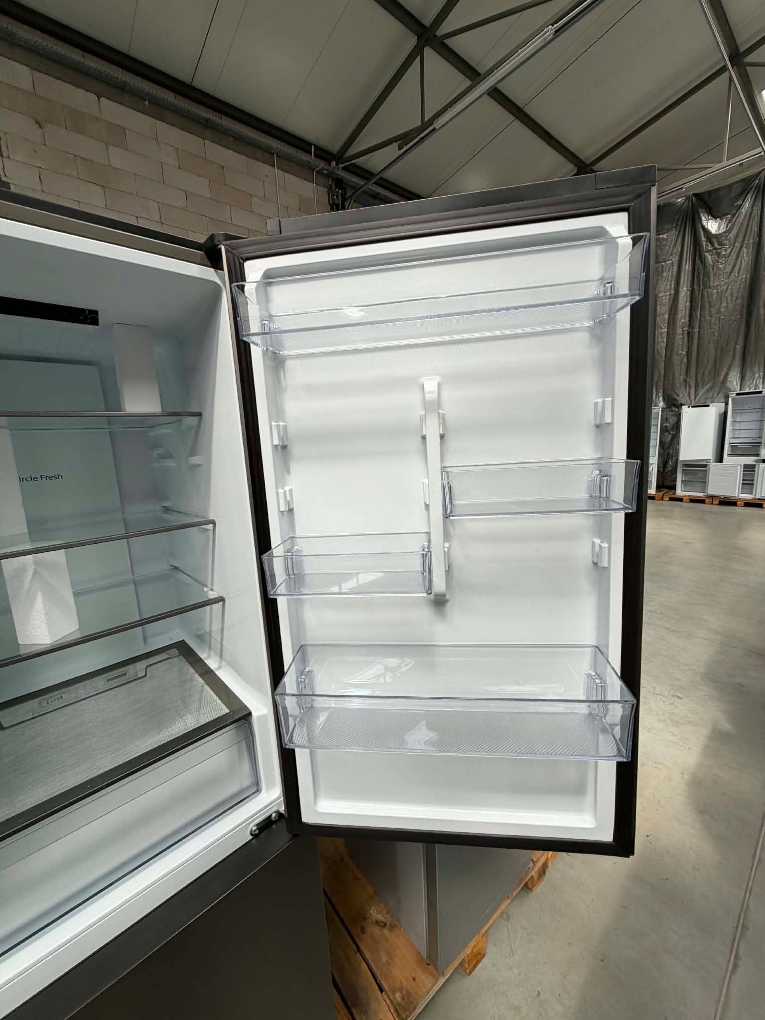 Lodówka Candy CNCQ2T618AX No Frost 185cm 35 dB Zdalne sterowanie Inox - obrazek 4